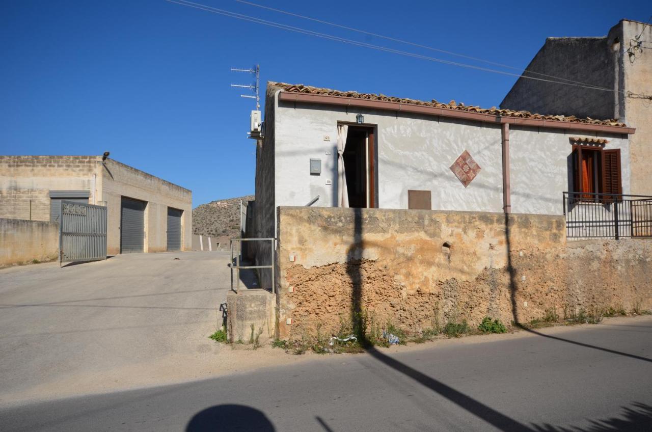 Le Case Di Zia Palma Custonaci Extérieur photo